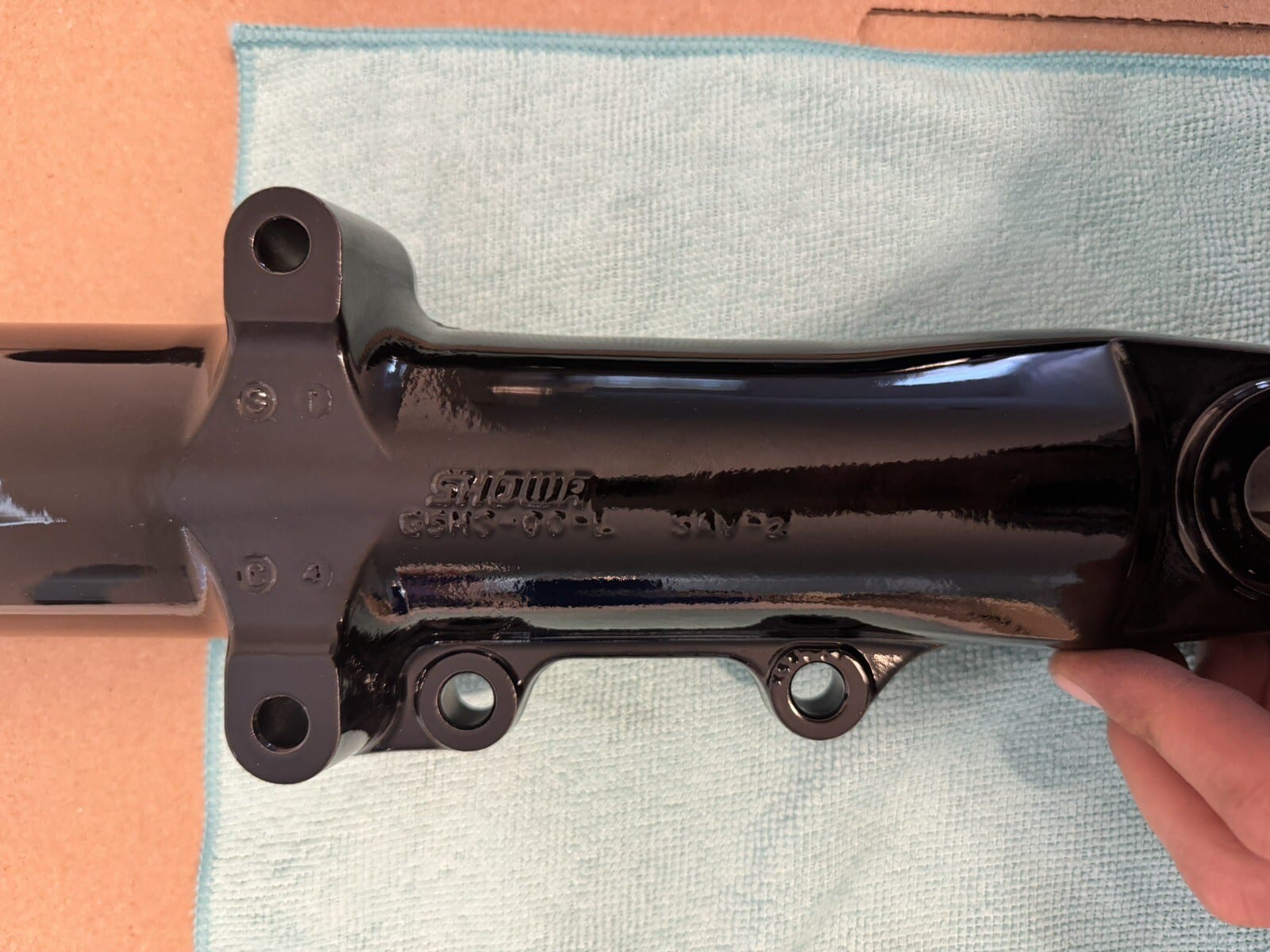 14-21 Harley Davidson Showa Brand Lower Fork Set G5H3-00-L & G5H3-00-R (SAV-2)