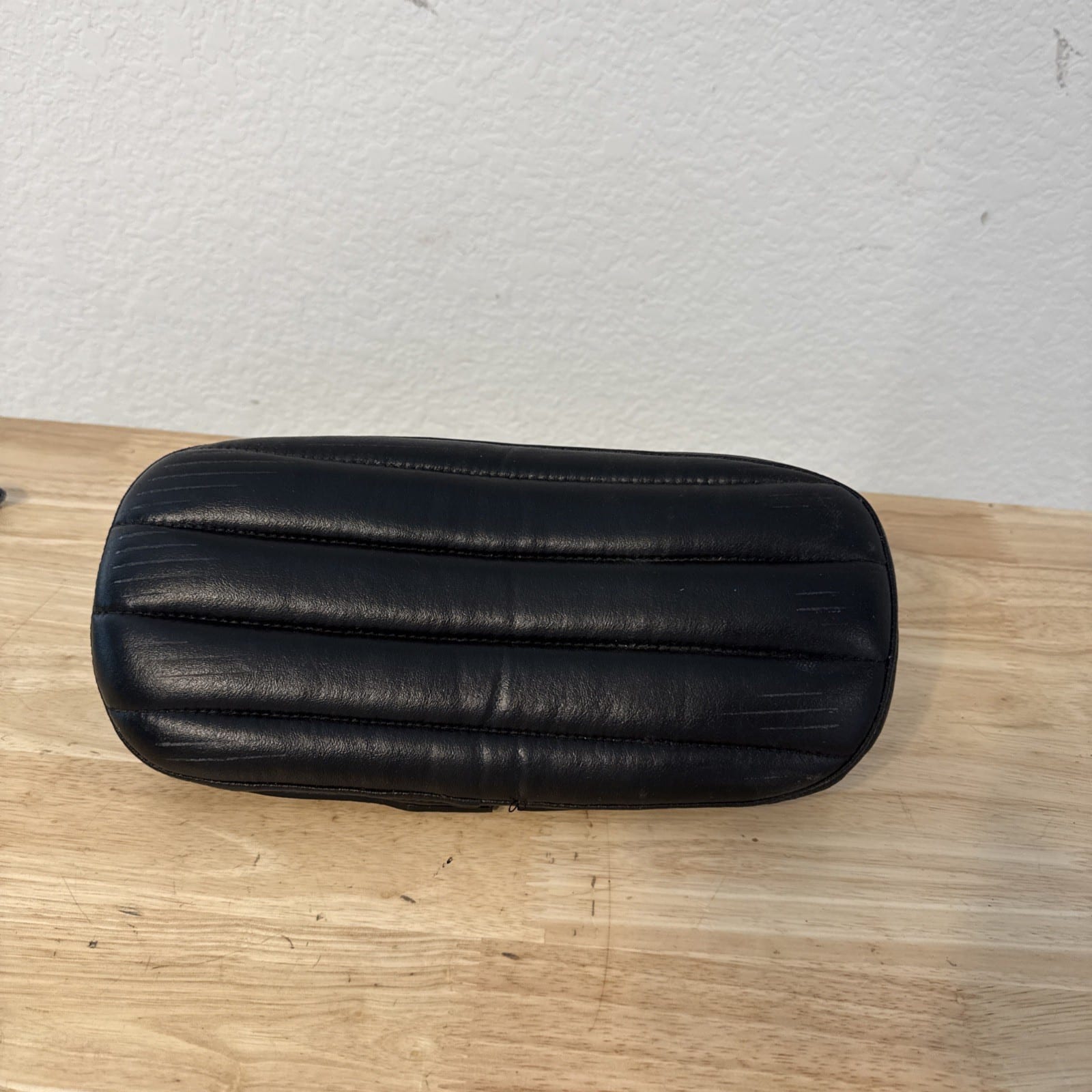 Harley Shovelhead FLH Electraglide Passenger Sissybar Backrest Pad Black Damaged